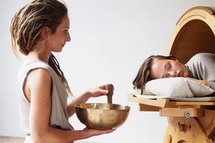 Relaksacyjny Masaż Dźwiękiem w Sonorze z Aromaterapią I Poznań - Czasopisma - miniaturka - grafika 1