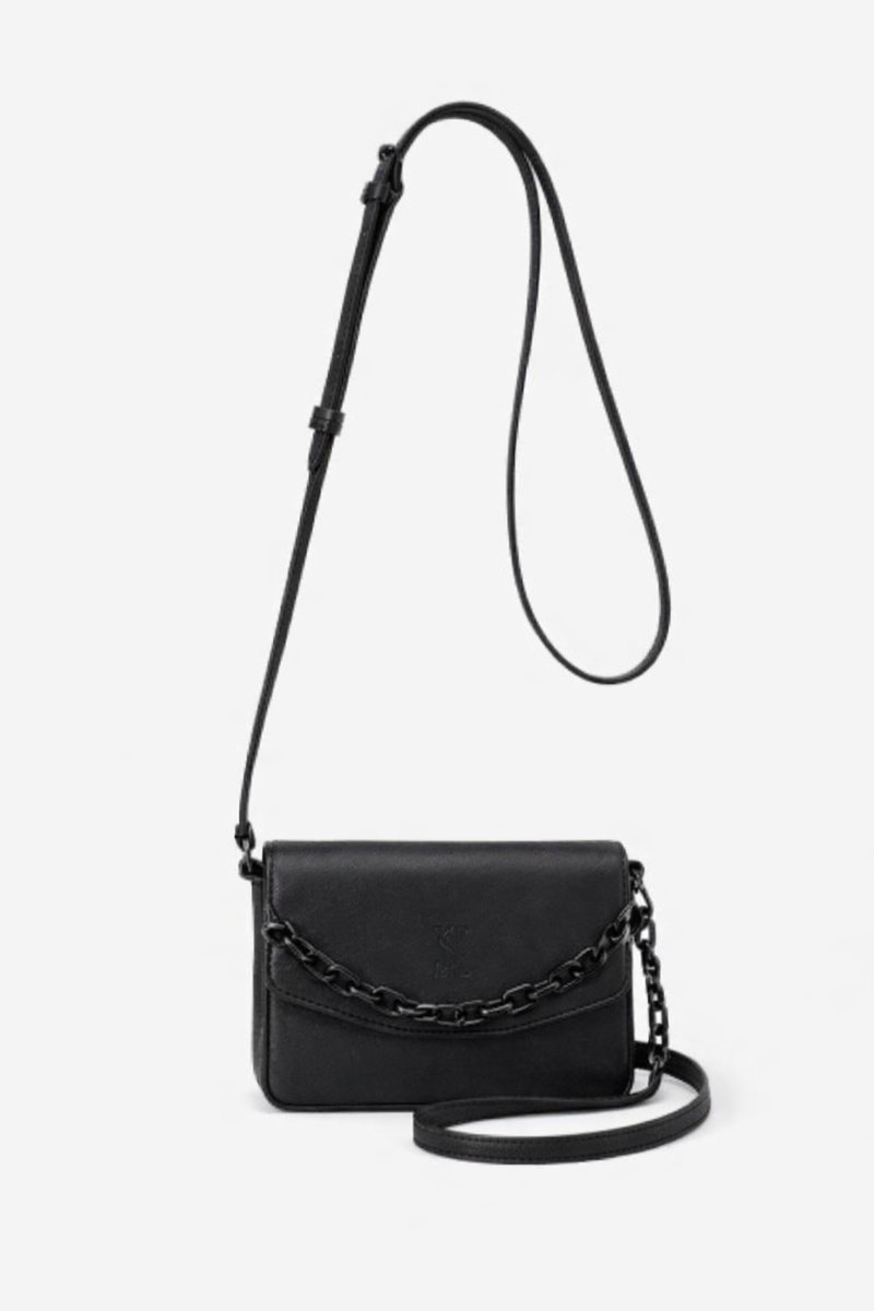 STEVE MADDEN CZARNA LISTONOSZKA Z CZARNYM ŁAŃCUCHEM 23x15,5x6 cm 1I4A