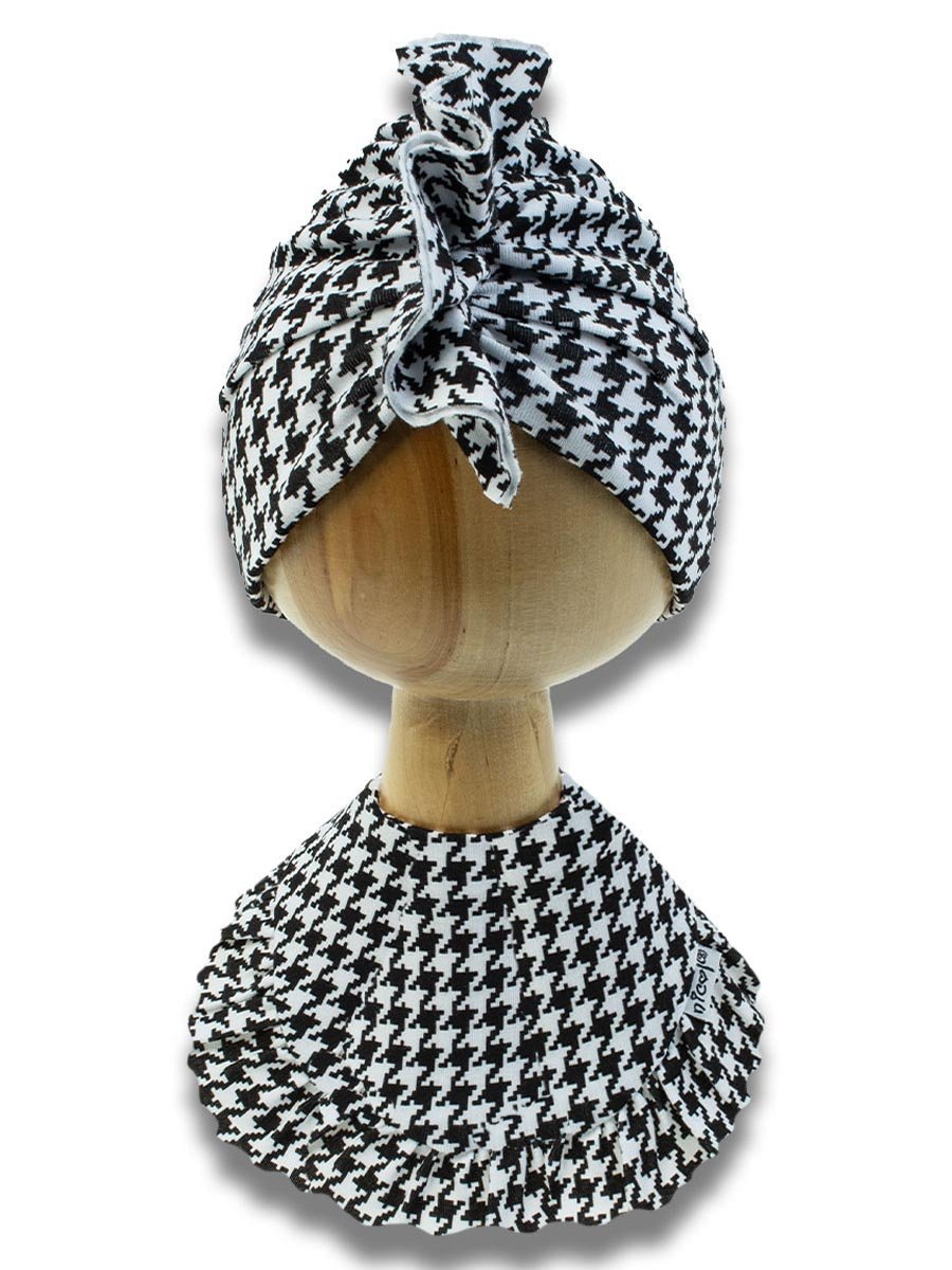 Niemowlęcy komplet czapka + apaszka w pepitkę biały Nicol,r.56/62