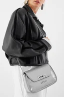 Torebki damskie - Elegancka Listonoszka Nobo na łańcuszku srebrna - miniaturka - grafika 1