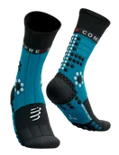 Skarpetki sportowe męskie - COMPRESSPORT Skarpetki biegowe zimowe PRORACING SOCKS WINTER TRAIL mosaic blue - miniaturka - grafika 1
