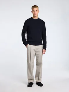 SELECTED HOMME Sweter "Theo" w kolorze granatowym - Swetry męskie - miniaturka - grafika 1
