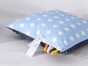 Pościel dla dzieci - MAMO-TATO Poszewka na poduszkę Minky dwustronna 30x40 Grochy niebieskie / szary - miniaturka - grafika 1