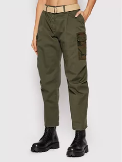 Spodnie damskie - Please Spodnie materiałowe P0SET05C17 Zielony Relaxed Fit - grafika 1