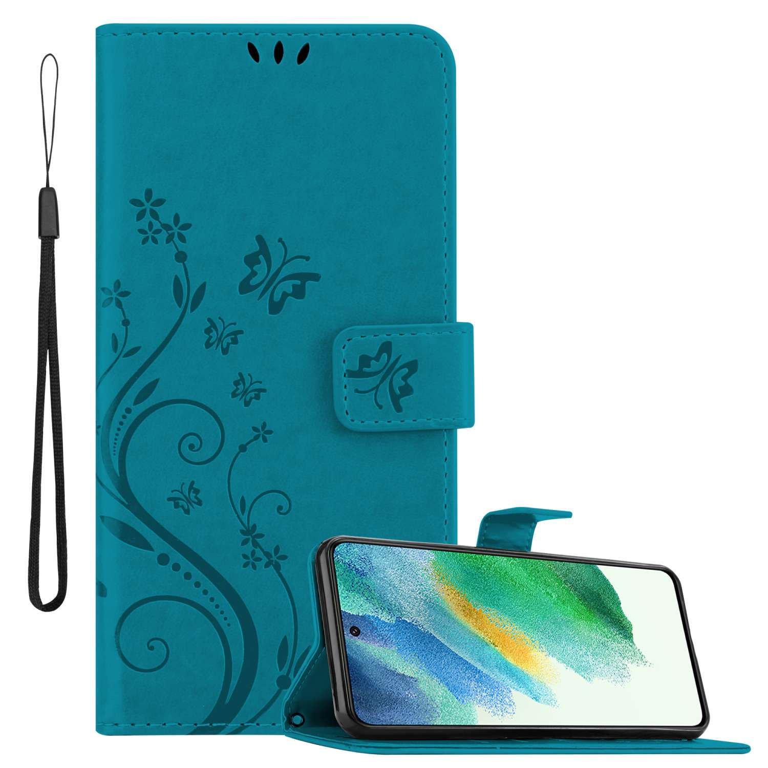 Pokrowiec Cadorabo do Samsung Galaxy S21 FE w kolorze FLORAL BLUE Pokrowiec ochronny w kwiatowy wzór z zapięciem magnetycznym, funkcją podstawki i kieszeniami na karty Flip Case Flower Cover Etui Handy Klapp Hülle Book Tasche