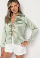 Bluzki damskie - Zielona Satynowa Bluzka Koszulowa Retro z Wiązaniem Abanea - miniaturka - grafika 1