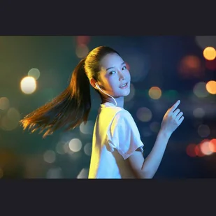 Baseus Let''s go silikonowy fluorescencyjny (świecący w ciemności) uchwyt opaska pasek do słuchawek AirPods 2 / 1 biały (ARAPPOD-B24) - Akcesoria do smartwatchy - miniaturka - grafika 9