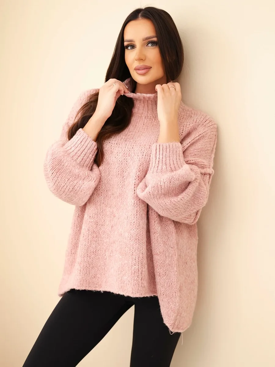 Sweter damski oversize z dodatkiem wełny z golfem i szerokimi rękawami ciemny pudrowy róż