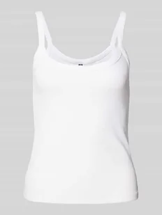 Top na ramiączkach o kroju slim fit z mieszanki bawełny model ‘MAY’ - Koszulki i topy damskie - miniaturka - grafika 1