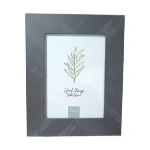 Ramka Na Zdjęcia 13X18Cm Ciemna Z Delikatnym Wzorem Outlet - Ramki na zdjęcia - miniaturka - grafika 1