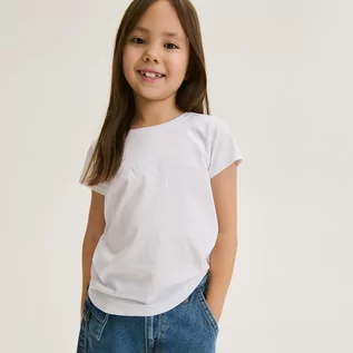 Koszulki dla dziewczynek - Reserved - Bawełniany t-shirt z haftem - Biały - grafika 1