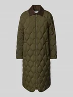 Płaszcze damskie - Płaszcz pikowany z zamkiem błyskawicznym dwustronnym i wpuszczanymi kieszeniami - miniaturka - grafika 1