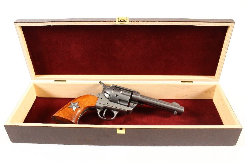REPLIKA REWOLWER 45 PEACEMAKER W PUDEŁKU DENIX MODEL 1038+P01