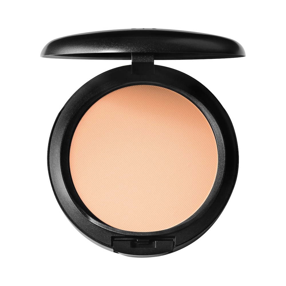 MAC Studio Fix Powder Plus Foundation NW22