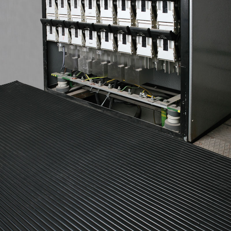 PARTNER B2B Wykładzina elektroizolacyjna Diel.koberec,černý