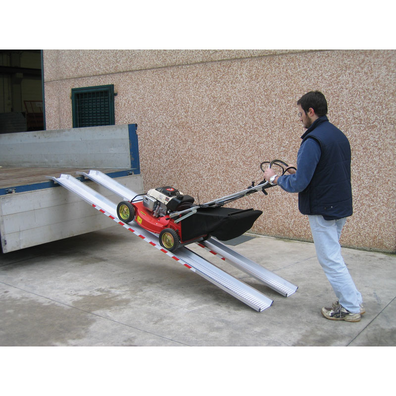 METALMEC Rampa najazdowa prowadząca, par M050/15