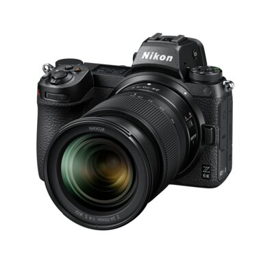 Nikon Z6 II + 24-70 mm f/4.0