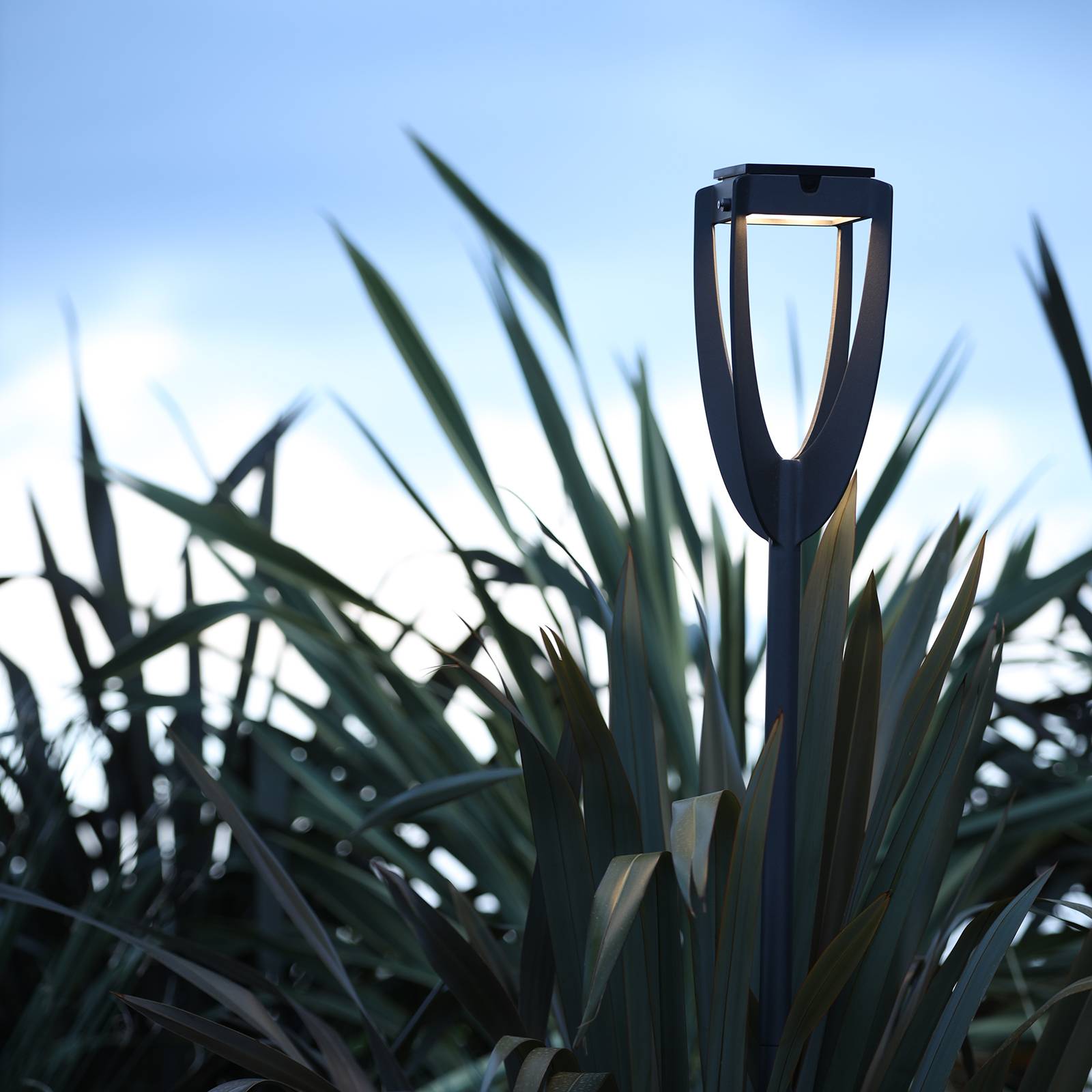 LES JARDINS Lampa solarna LED Tulip z grotem ziemnym