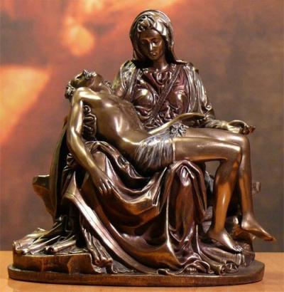 Statuetka Pieta mała ozdoba świąteczna