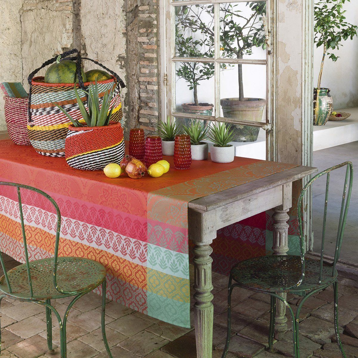 Le Jacquard Fran ais Obrus żakardowy powlekany Bastide Czerwony