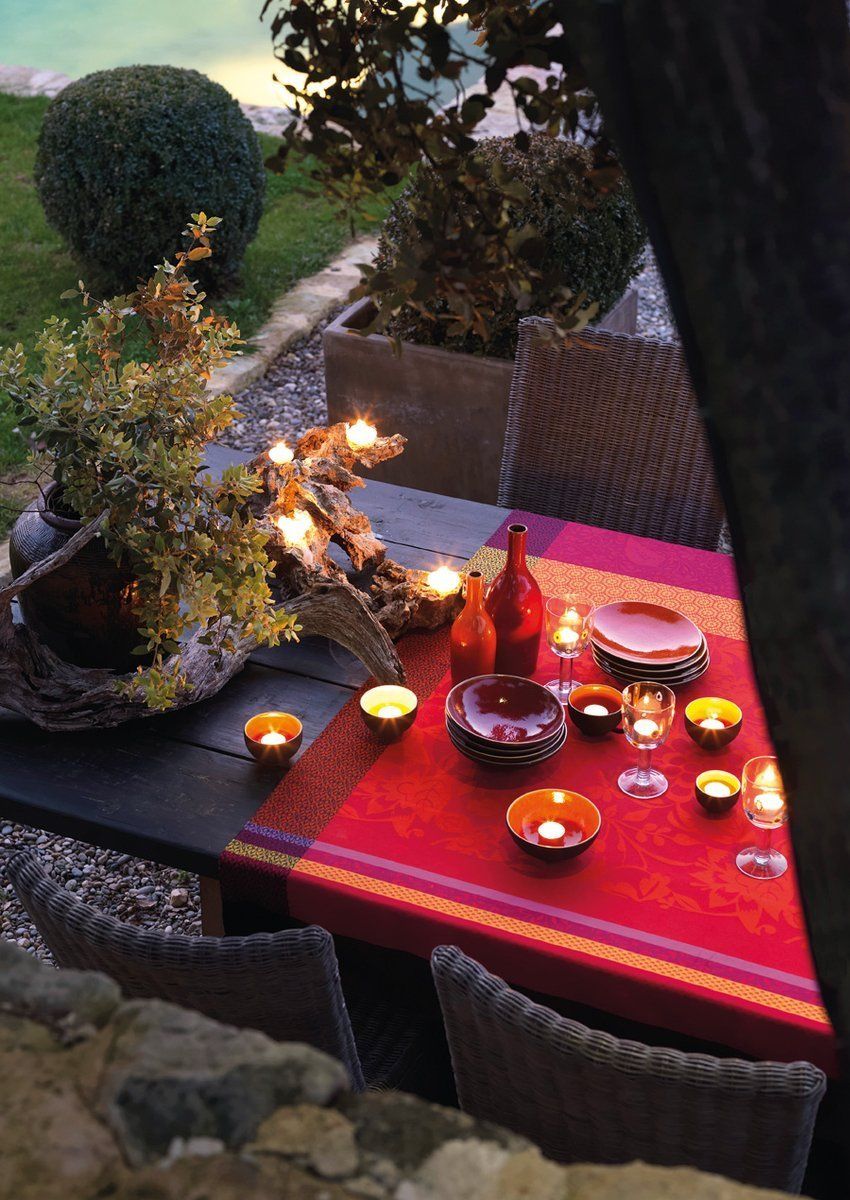 Le Jacquard Fran ais Obrus żakardowy powlekany Provence Enduite Czerwony