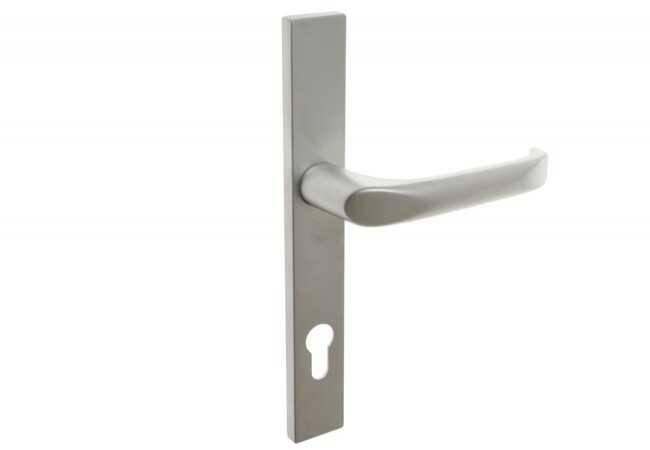 Klamka drzwiowa FAM 15441 72/240/32 chrom matowy lewa (2 śruby)