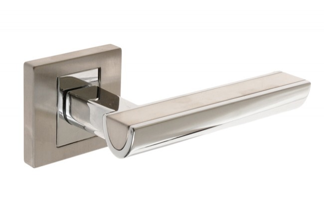 Klamka z/t kwadratową MARINA chrom połysk T-1561-121 G8-G2