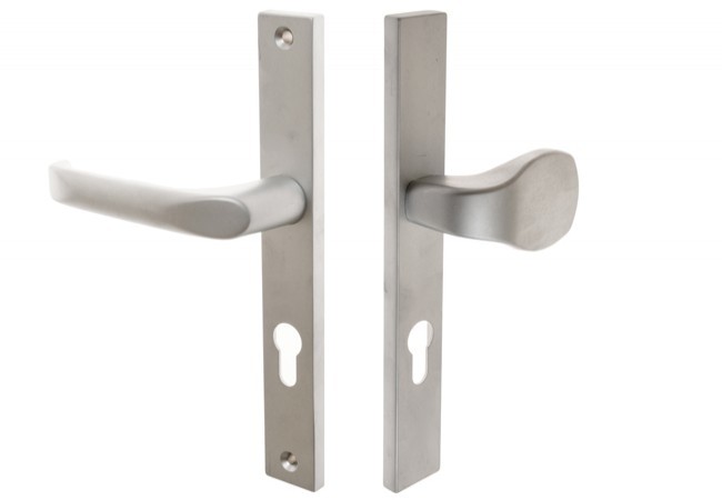 Pochwyt-klamka FAM 15447 72/240/32 chrom matowy lewa (2 śruby)