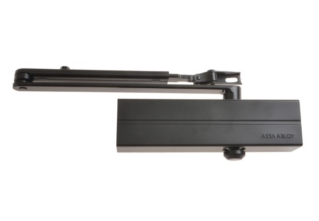 Samozamykacz Assa-Abloy DC140 z ramieniem czarny EN2/3/4/5 (skrzydło do 100 kg, max.szer.1250 mm)