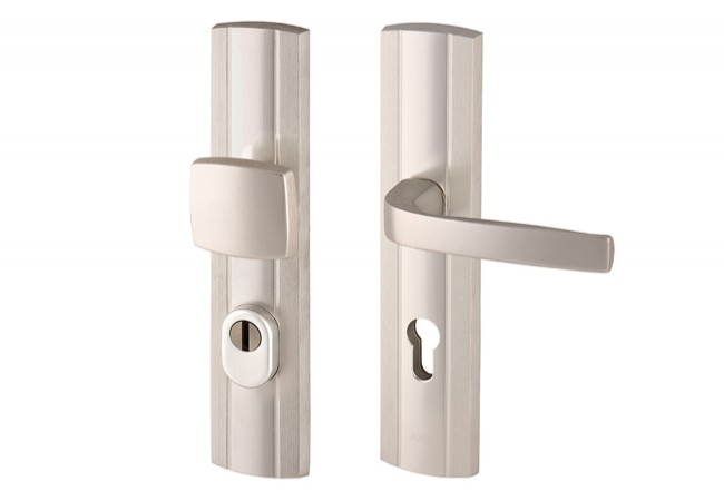 Pochwyt-klamka Axa PRESTIGE 92 WB klasa 3 z zabezpieczeniem wkładki FLEX (p.poż.), kolor F6 - stal nierdzewna (grubość drzwi 74-83 mm)