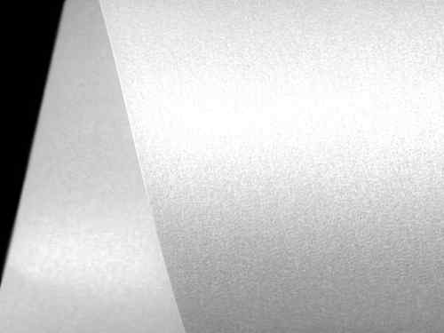 Sirio Pearl Ice White C6 114x162 mm, 125g, NK. Biała metalizowana błyszcząca, przyjazna środowisku, koperta ozdobna (kod ppp425) przecena - 25%