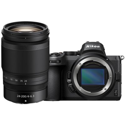 Nikon Z 5 + NIKKOR Z 24-200