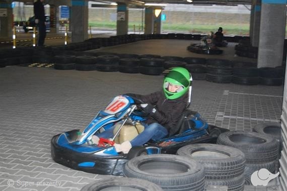 Le Mans Jazda Gokartem w Częstochowie