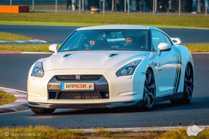 Super prezenty moto Jazda Nissan GTR Tor Poznań, Tor Śląsk