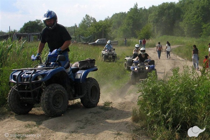 Integracja 4x4 Jazda Quadem dla Dwojga w okolicach Krakowa