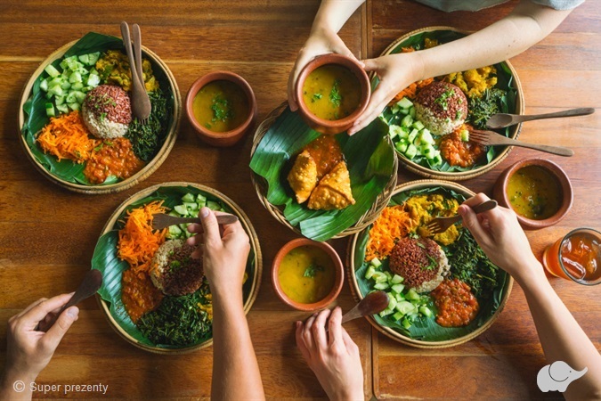 Restauracja royal india toruń Indyjska kolacja dla Przyjaciół w Toruniu