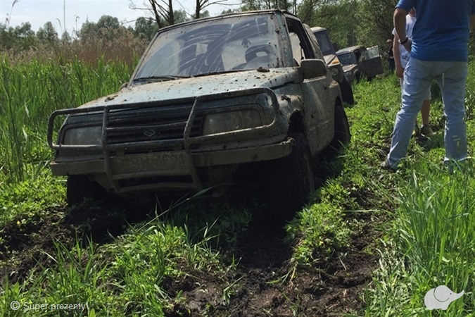 Pasjonaci 4x4 Weekend z Off- Road i SPA dla dwojga Świecie