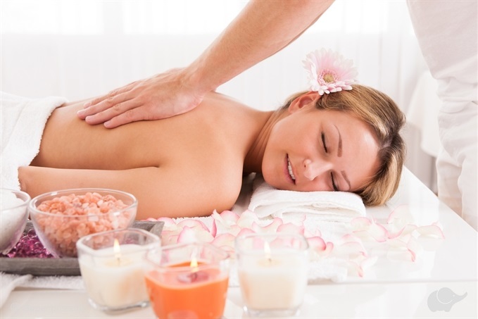 Visage gabinet kosmetyczny Masaż aromatyczną świecą we Wrocławiu