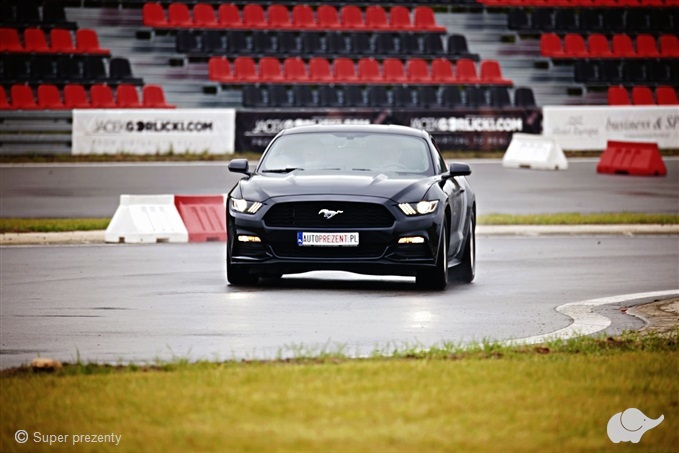 Super prezenty moto Jazda Ford Mustang Tor Poznań, Tor Śląsk