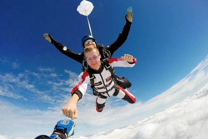 Olimpic skydive Skok spadochronowy LOW-COST z filmowaniem w Ostrowie Wielkopolskim