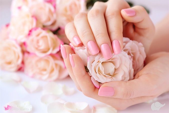 Instytut urody bonsai spa Manicure hybrydowy w Lublinie