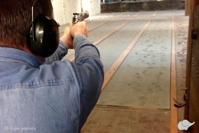 Krakow valley shooting range Strzelanie Ekstremalne dla dwojga