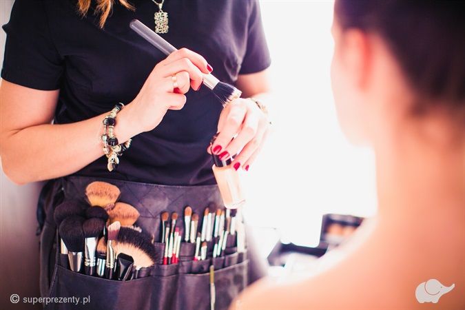 Macherowska make up Kurs makijażu dziennego dla jednej osoby w Łodzi