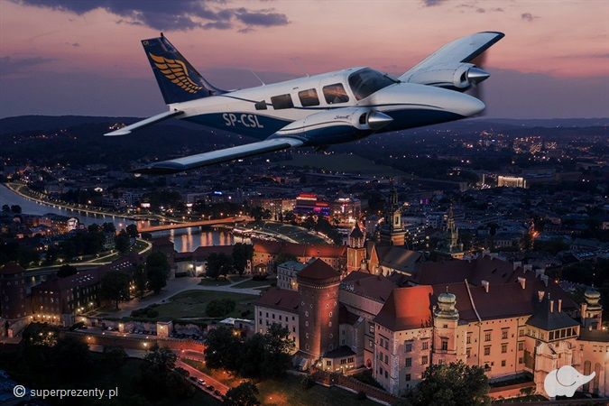 Goldwings flight academy Lot widokowy nad Krakowem