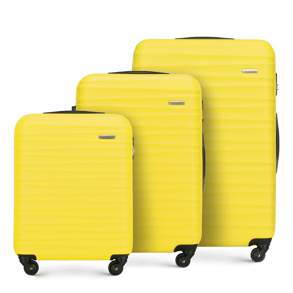 Zestaw walizek z ABS-u z żebrowaniem