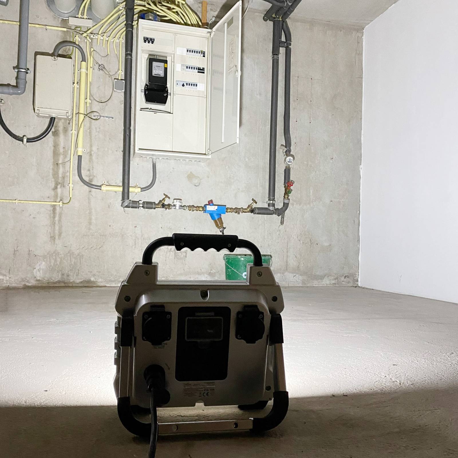 Ledino Reflektor budowlany LED Kalkum, funkcja awarii