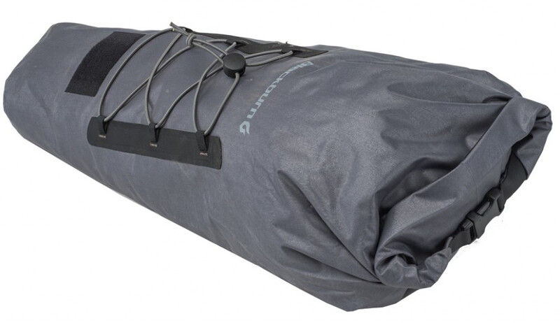 BLACKBURN Torba pod siodło BLACKBURN OUTPOST ELITE SEAT PACK 10,5l z workiem wodoodpornym, metalowe mocowanie do sztycy pneumatycznej (NEW) A-BBN-7097808