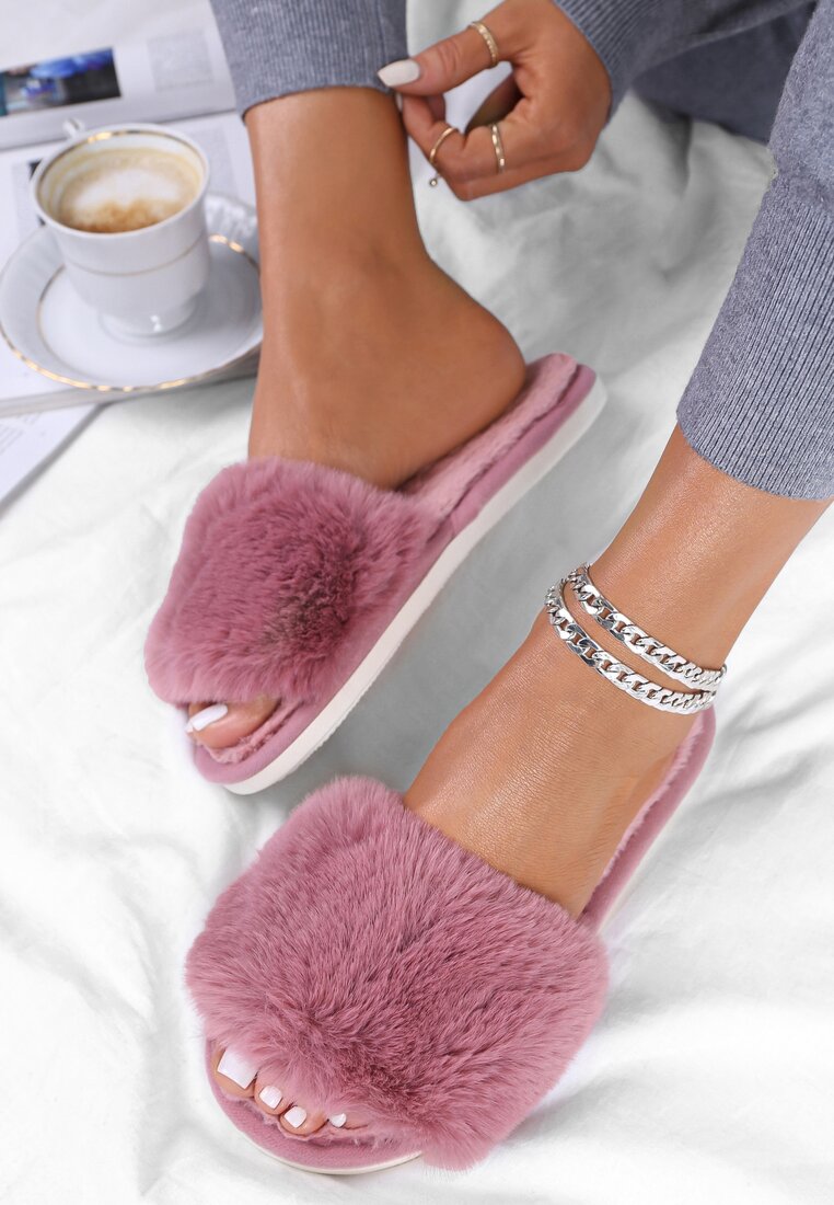 Różowe Kapcie Iphandras