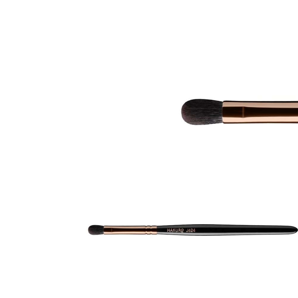 Hakuro J624 a mini flattened blending brush