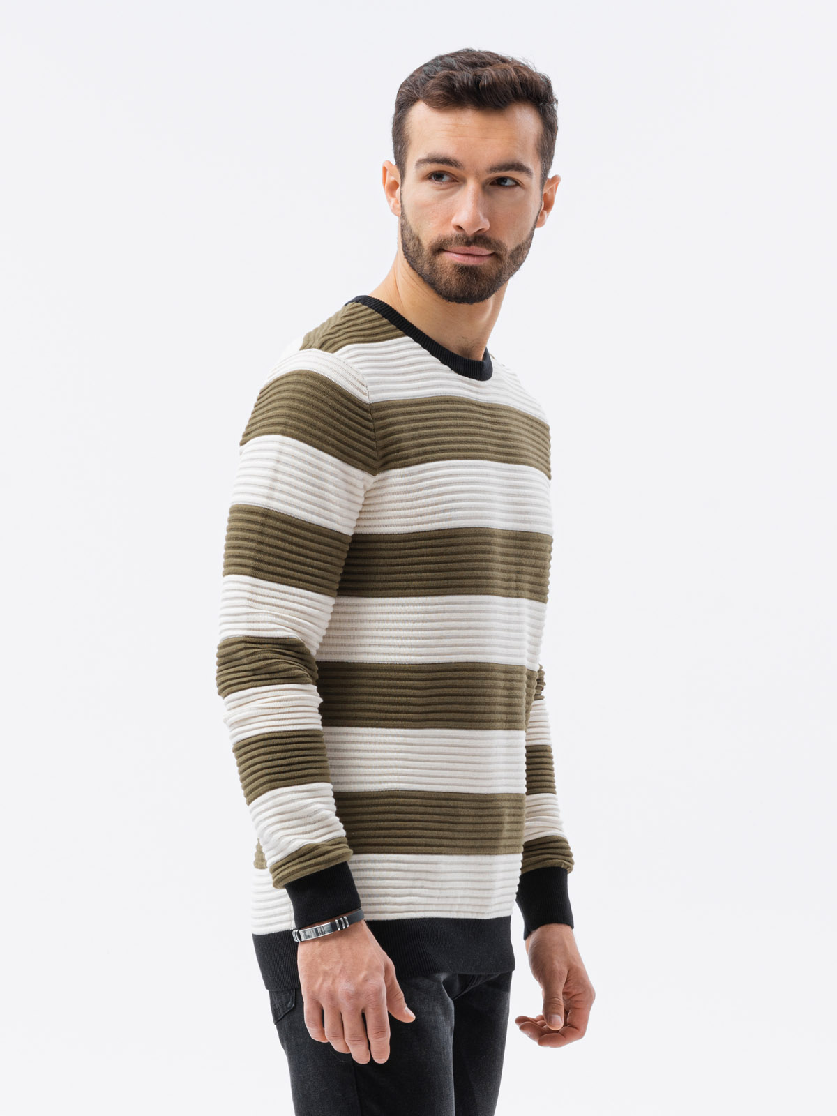 Sweter męski w paski - oliwkowy V4 E189